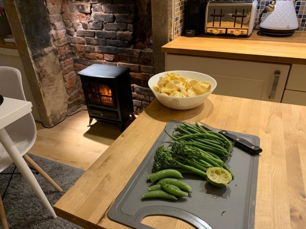 The Tenth House, Grade II Listed Georgian Town House, Wirksworth, Derbyshire, Peak District Cottage, Sleeps 4 Eksteriør billede