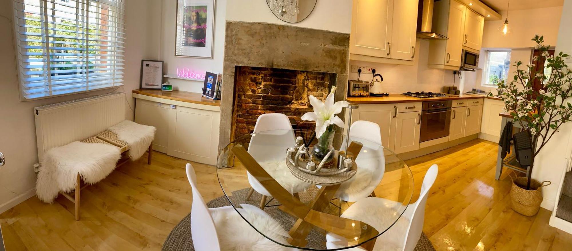 The Tenth House, Grade II Listed Georgian Town House, Wirksworth, Derbyshire, Peak District Cottage, Sleeps 4 Eksteriør billede