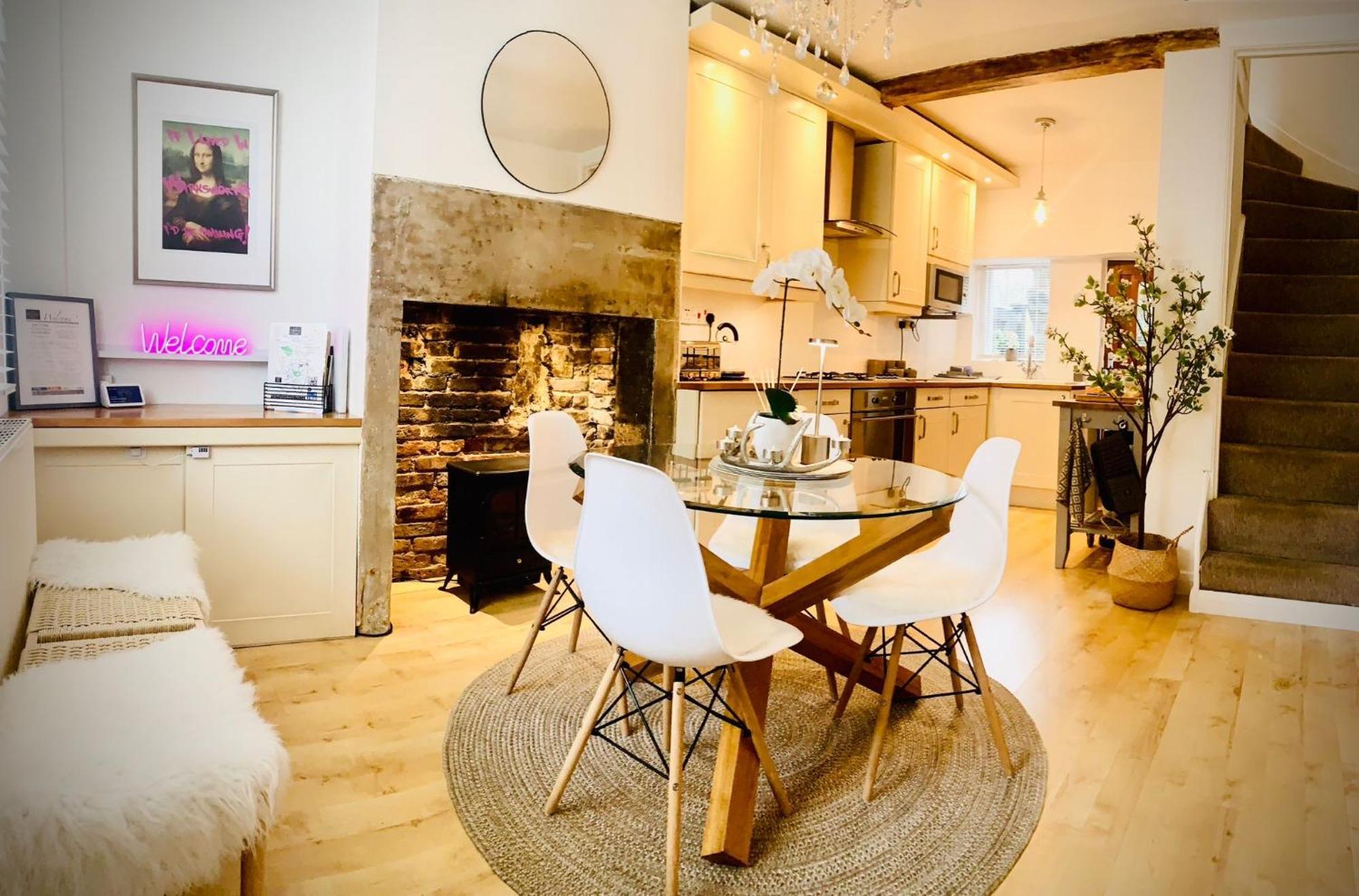 The Tenth House, Grade II Listed Georgian Town House, Wirksworth, Derbyshire, Peak District Cottage, Sleeps 4 Eksteriør billede